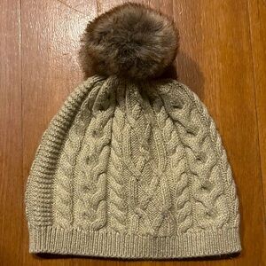 Adorable cable knit fur pompom hat sz 5/6/7